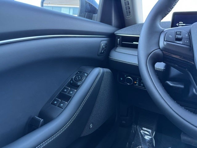 2025 Ford Mustang Mach-E Premium Extended Rang w/ Panoramic Glass Roof