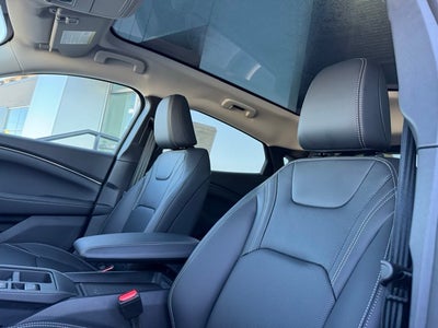 2025 Ford Mustang Mach-E Premium Extended Rang w/ Panoramic Glass Roof