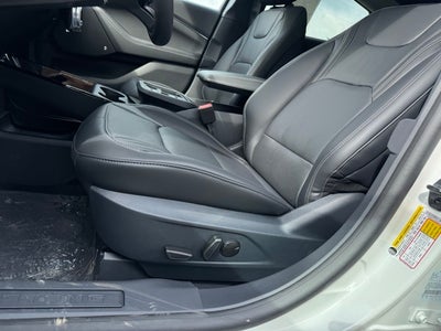 2025 Ford Mustang Mach-E Premium w/ Panoramic Fixed-Glass Roof