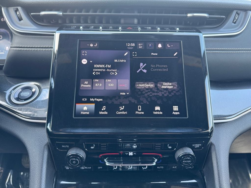 2022 Jeep Grand Cherokee L Altitude 4WD