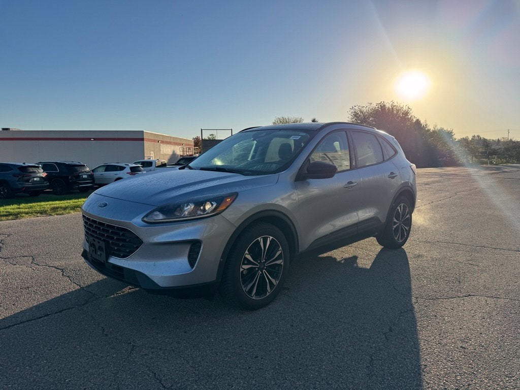 2022 Ford Escape Hybrid SE AWD
