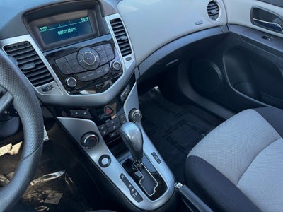 2014 Chevrolet Cruze LS FWD