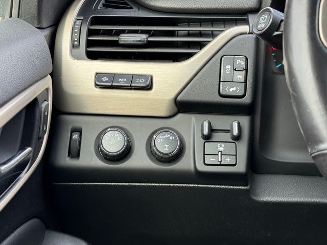 2020 GMC Yukon XL Denali 4WD