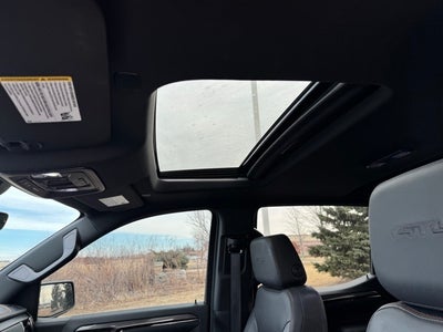 2023 GMC Sierra 1500 AT4 4WD