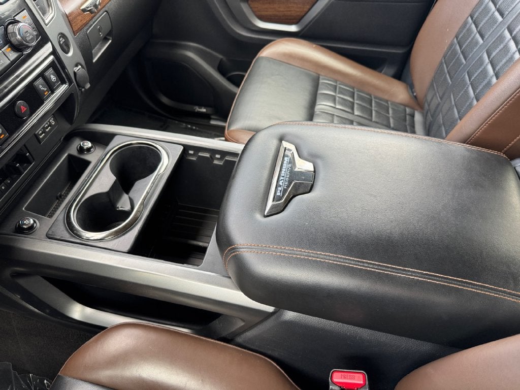 2019 Nissan Titan 4WD
