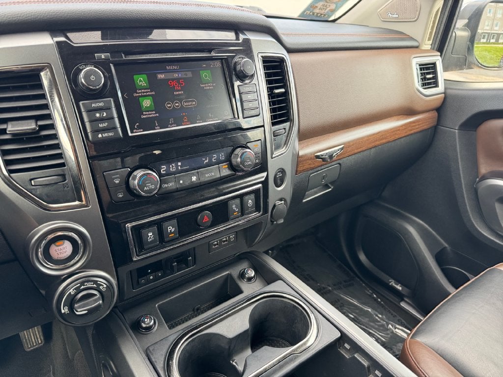 2019 Nissan Titan 4WD
