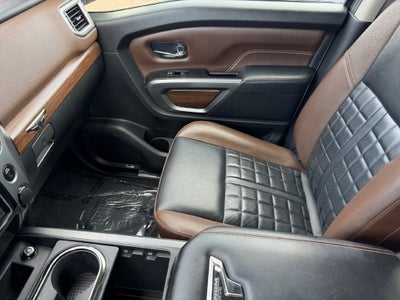 2019 Nissan Titan 4WD
