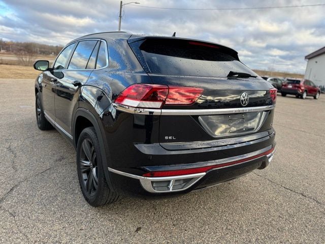 2022 Volkswagen Atlas Cross Sport 2.0T SEL R-Line AWD