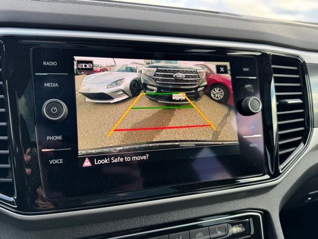 2022 Volkswagen Atlas Cross Sport 2.0T SEL R-Line AWD