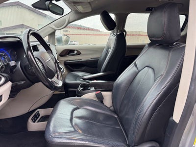 2019 Chrysler Pacifica Touring L FWD
