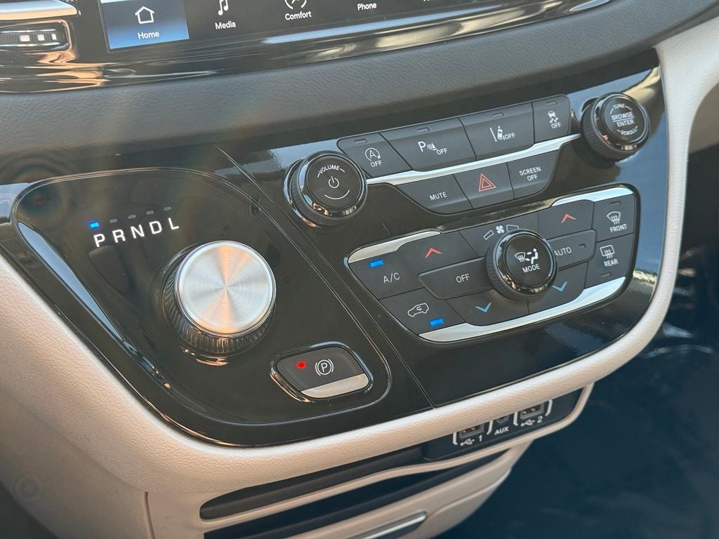 2024 Chrysler Pacifica Touring L FWD