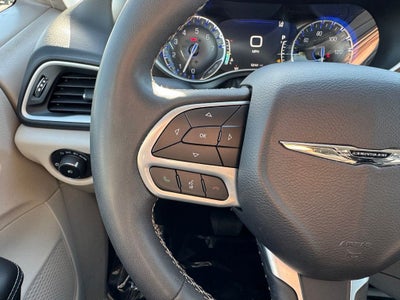 2024 Chrysler Pacifica Touring L FWD