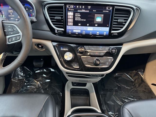 2023 Chrysler Pacifica Touring L FWD