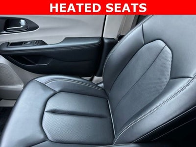 2023 Chrysler Pacifica Touring L FWD