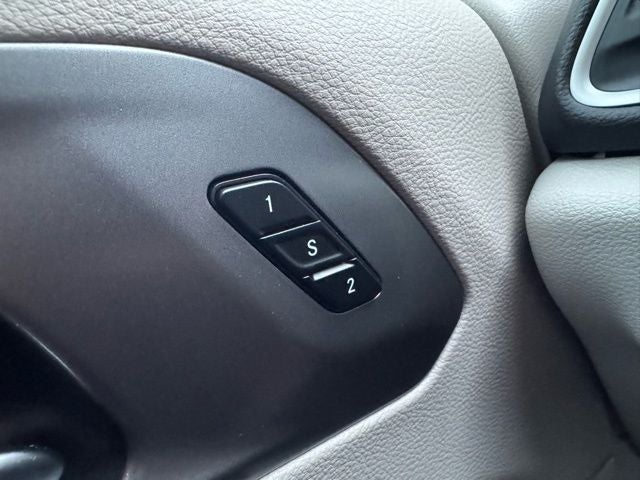 2023 Chrysler Pacifica Touring L FWD