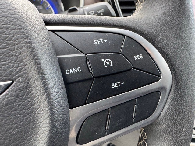 2024 Chrysler Voyager LX FWD