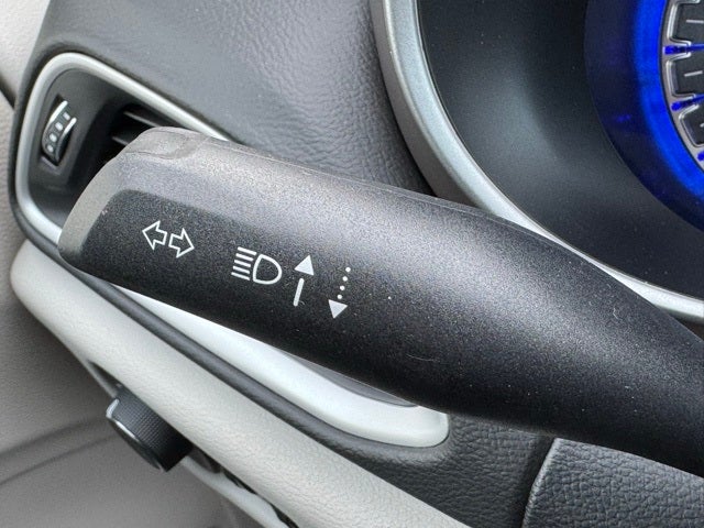 2024 Chrysler Voyager LX FWD