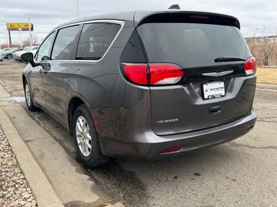 2023 Chrysler Voyager LX FWD