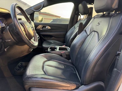2018 Chrysler Pacifica Touring L Plus FWD