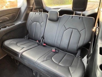 2018 Chrysler Pacifica Touring L Plus FWD