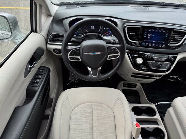 2019 Chrysler Pacifica Hybrid Touring Plus FWD