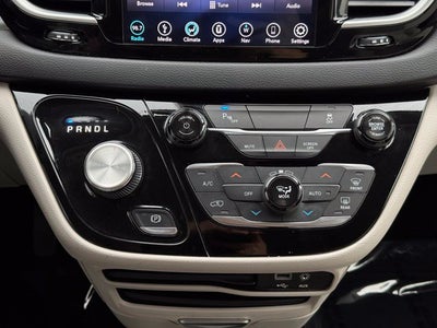 2019 Chrysler Pacifica Hybrid Touring Plus FWD