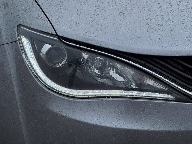 2019 Chrysler Pacifica Hybrid Touring Plus FWD