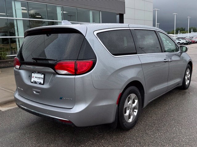 2019 Chrysler Pacifica Hybrid Touring Plus FWD