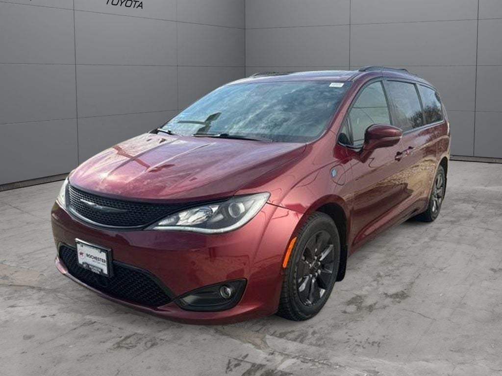 2020 Chrysler Pacifica Hybrid Limited FWD