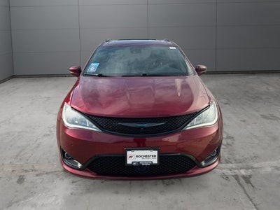 2020 Chrysler Pacifica Hybrid Limited FWD