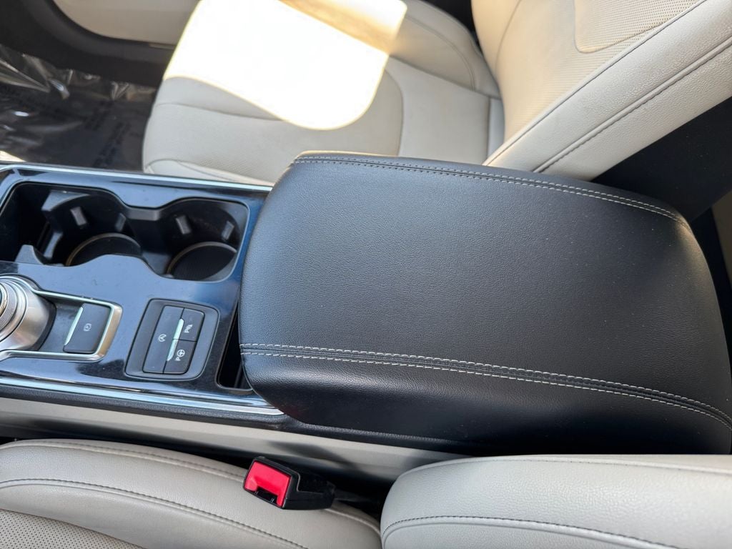 2020 Ford Edge Titanium AWD