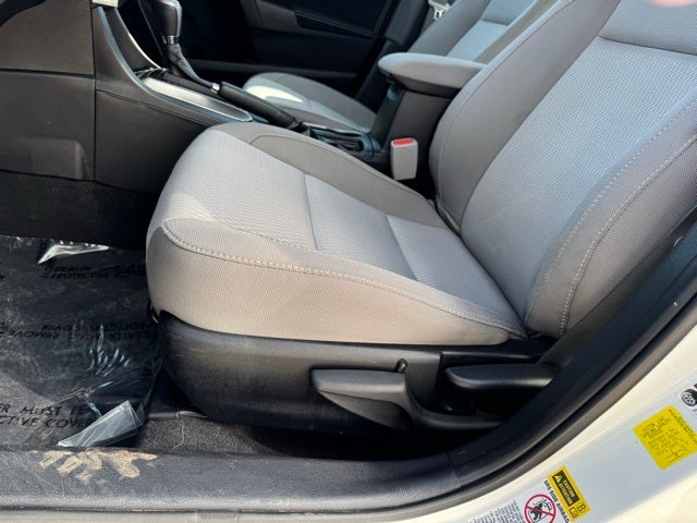 2015 Toyota Corolla LE Plus FWD