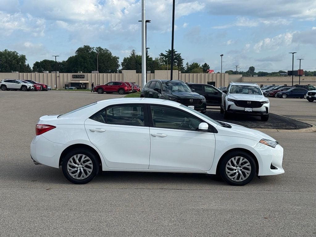 2019 Toyota Corolla LE FWD