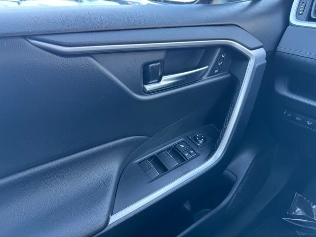 2021 Toyota RAV4 XLE Premium AWD