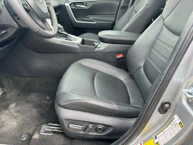2025 Toyota RAV4 XLE Premium AWD