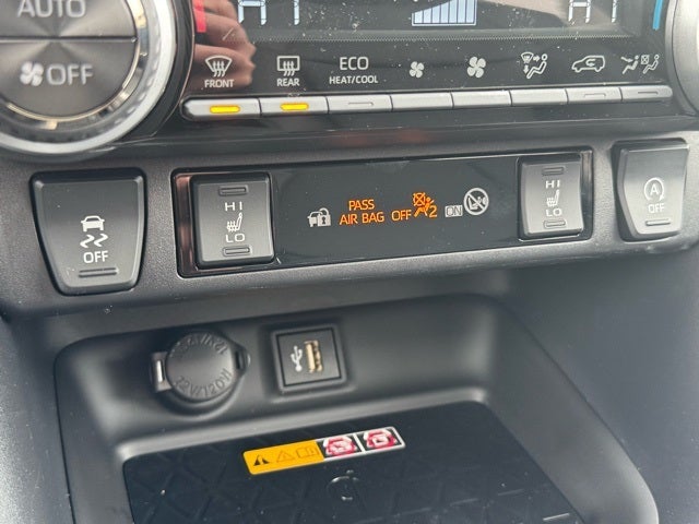 2025 Toyota RAV4 XLE Premium AWD