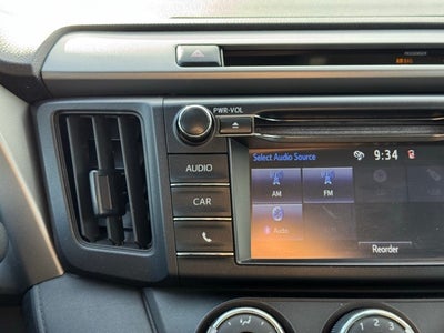 2017 Toyota RAV4 LE AWD