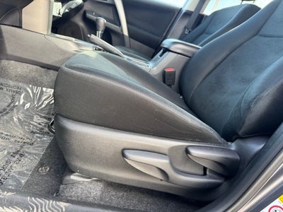 2017 Toyota RAV4 LE AWD