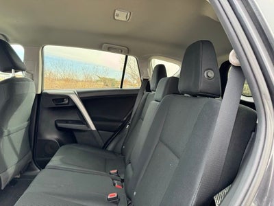 2017 Toyota RAV4 LE AWD