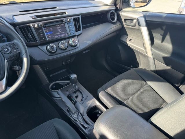 2017 Toyota RAV4 LE AWD