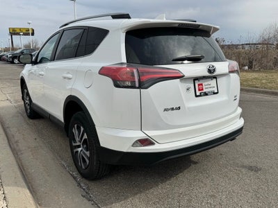 2017 Toyota RAV4 LE AWD