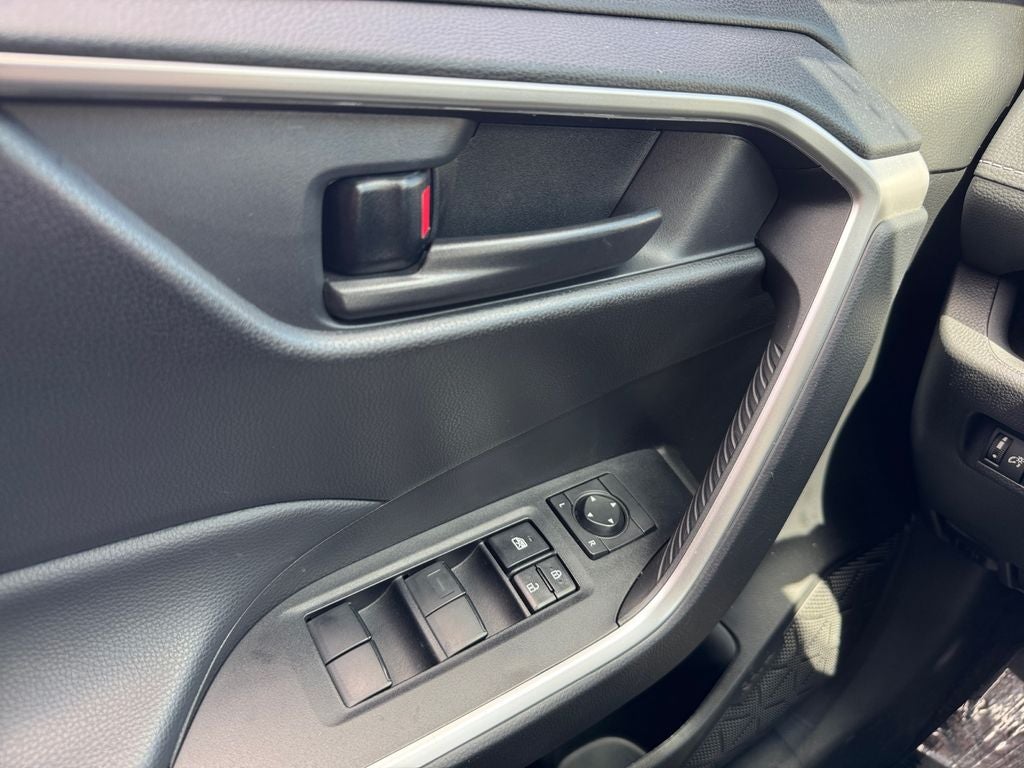 2024 Toyota RAV4 LE AWD