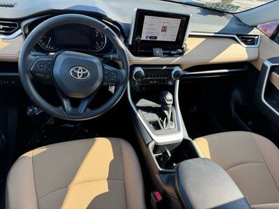 2025 Toyota RAV4 LE AWD