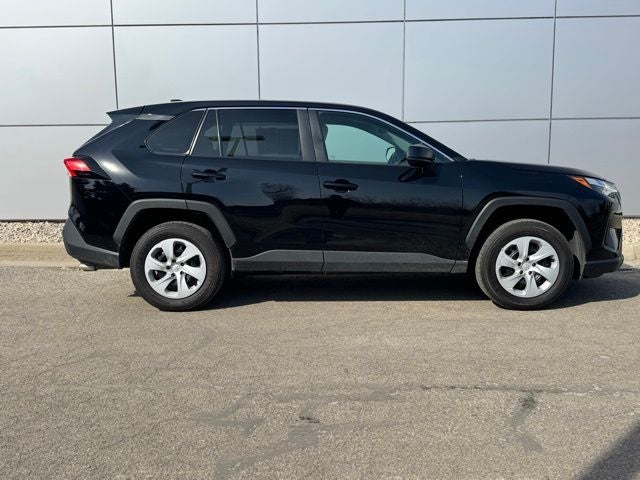 2025 Toyota RAV4 LE AWD