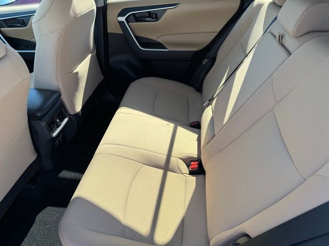 2025 Toyota RAV4 LE AWD