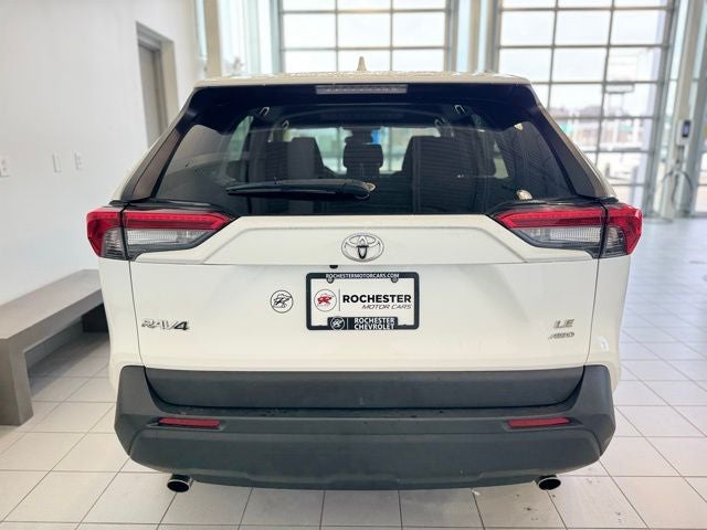 2020 Toyota RAV4 LE AWD