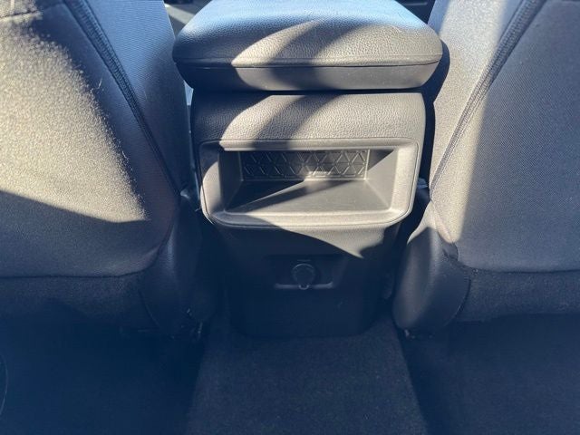 2020 Toyota RAV4 LE AWD
