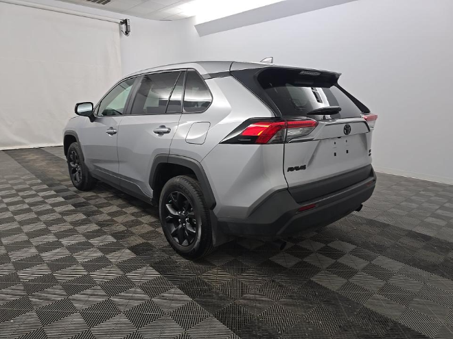 2025 Toyota RAV4 LE AWD