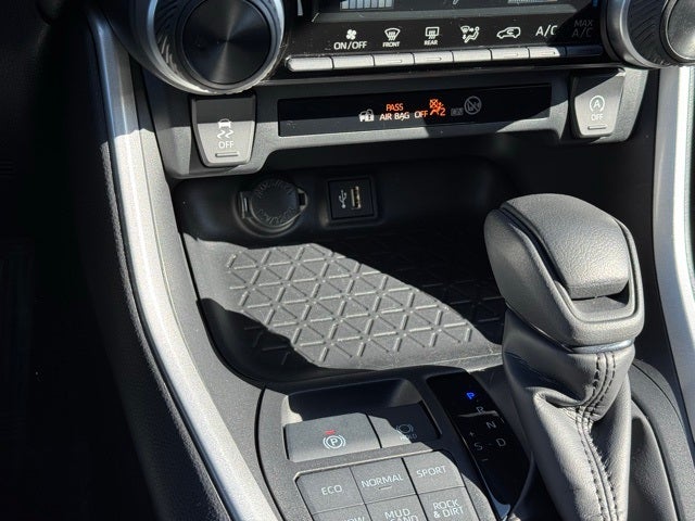 2024 Toyota RAV4 LE AWD