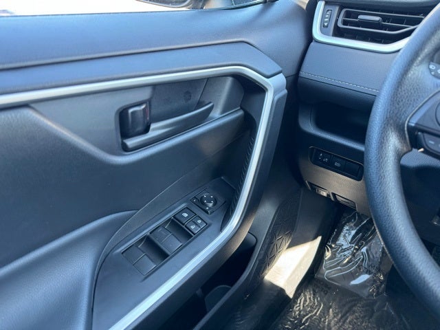 2024 Toyota RAV4 LE AWD